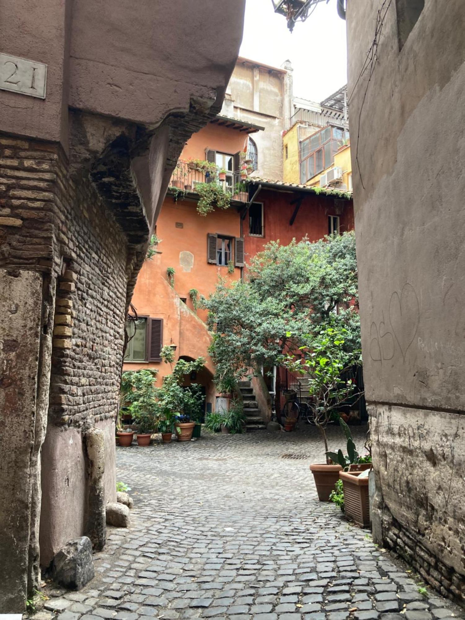 Lägenhet Casa Mani Campo De Fiori Rom